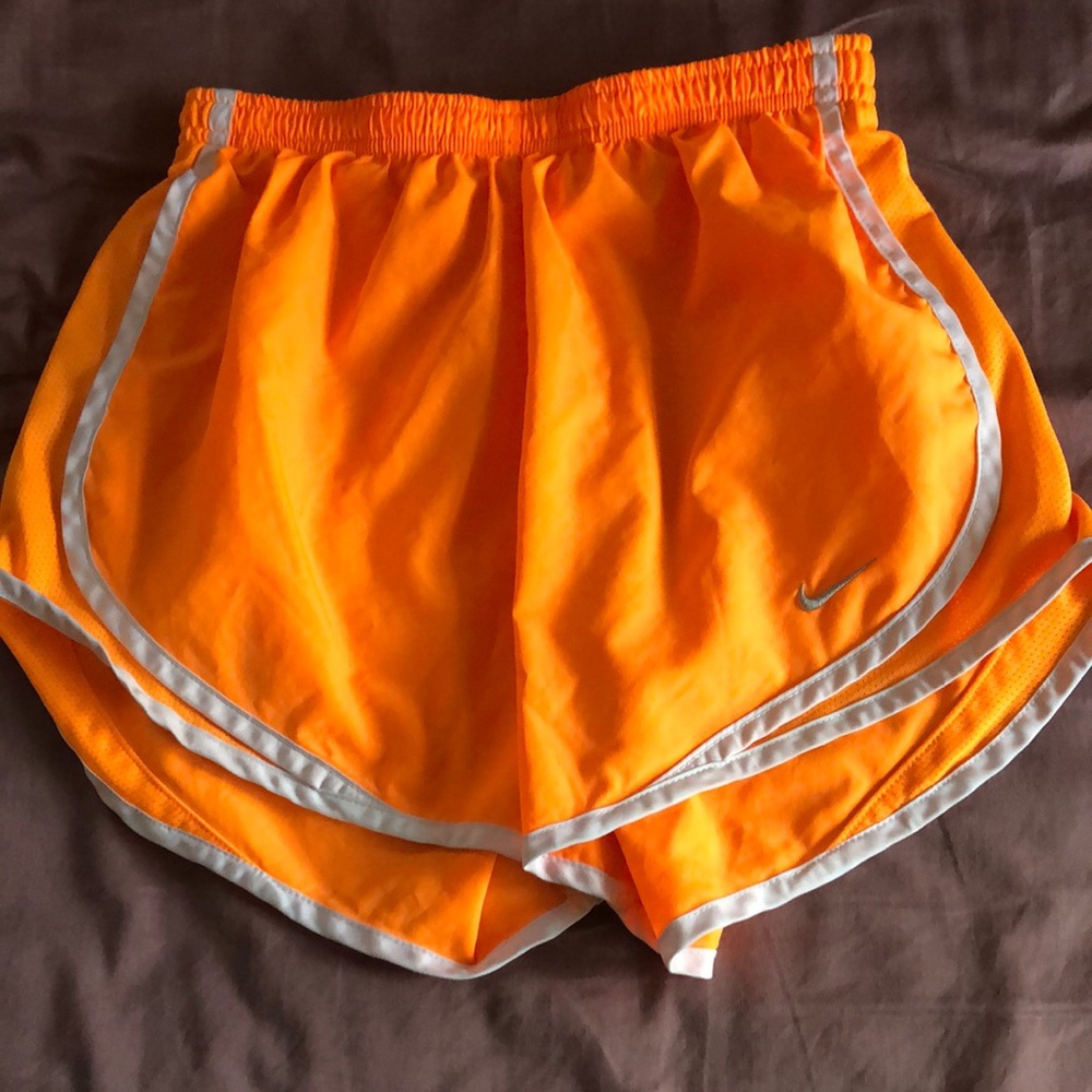 nike dri fit high wasted shorts